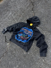 Load image into Gallery viewer, &quot;WE RUN THE WORLD&quot; 7EVEN HOODIE
